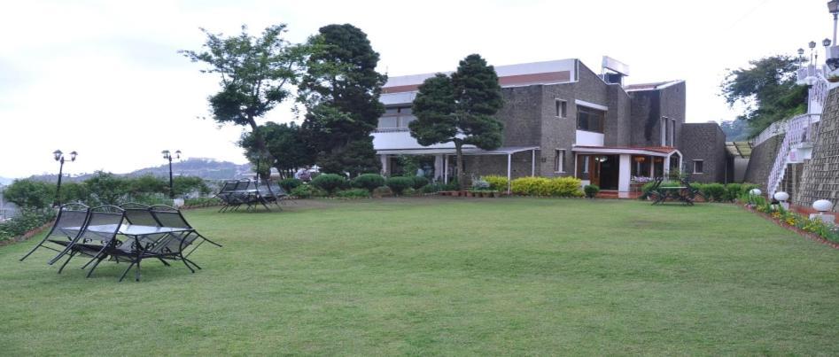 Hotel Blossom Shimla Exterior photo